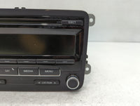 2013-2015 Volkswagen Passat Am Fm Cd Player Radio Receiver 596866 - Oemusedautoparts1.com