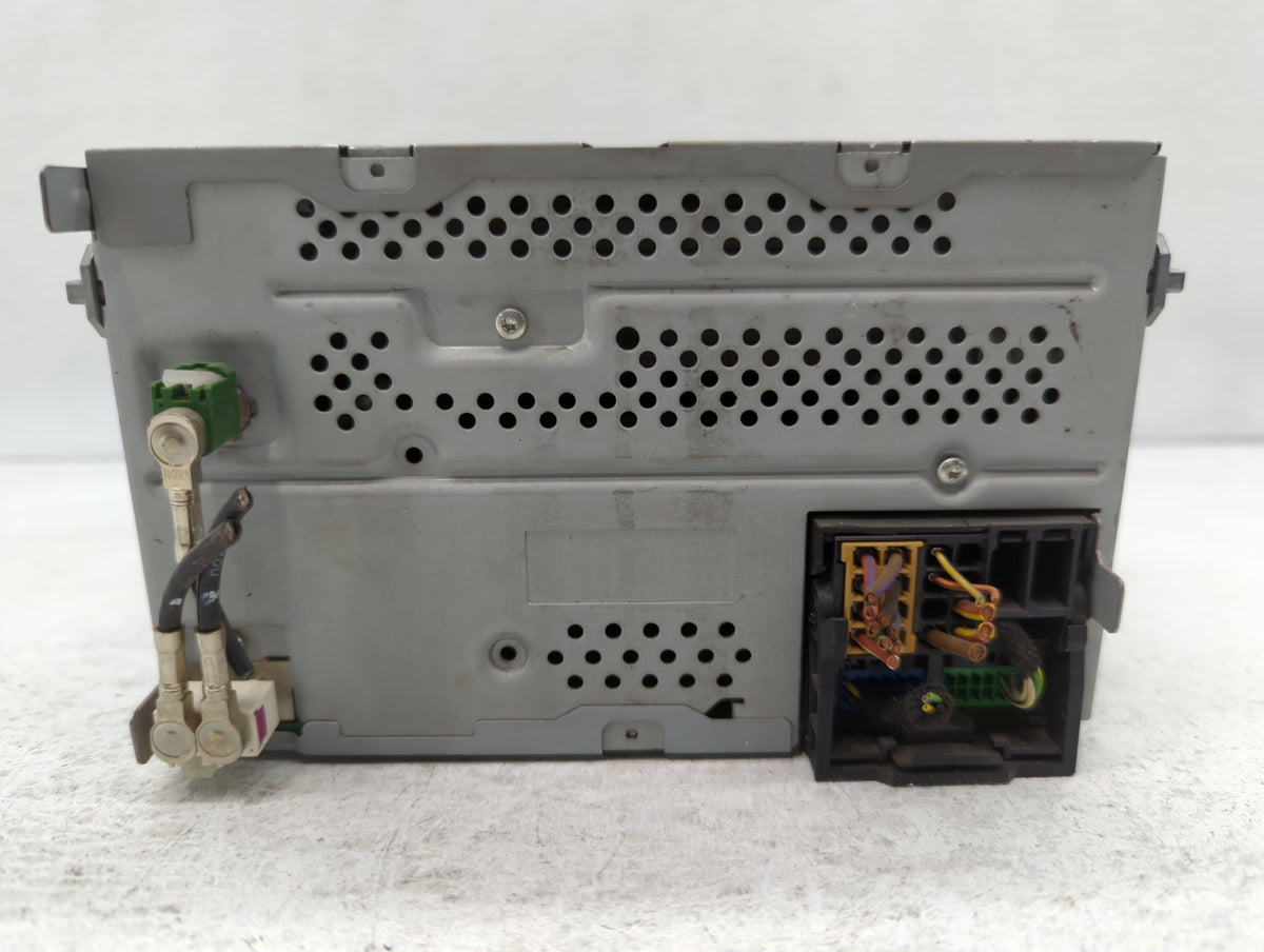 2013-2015 Volkswagen Passat Am Fm Cd Player Radio Receiver 596866 - Oemusedautoparts1.com