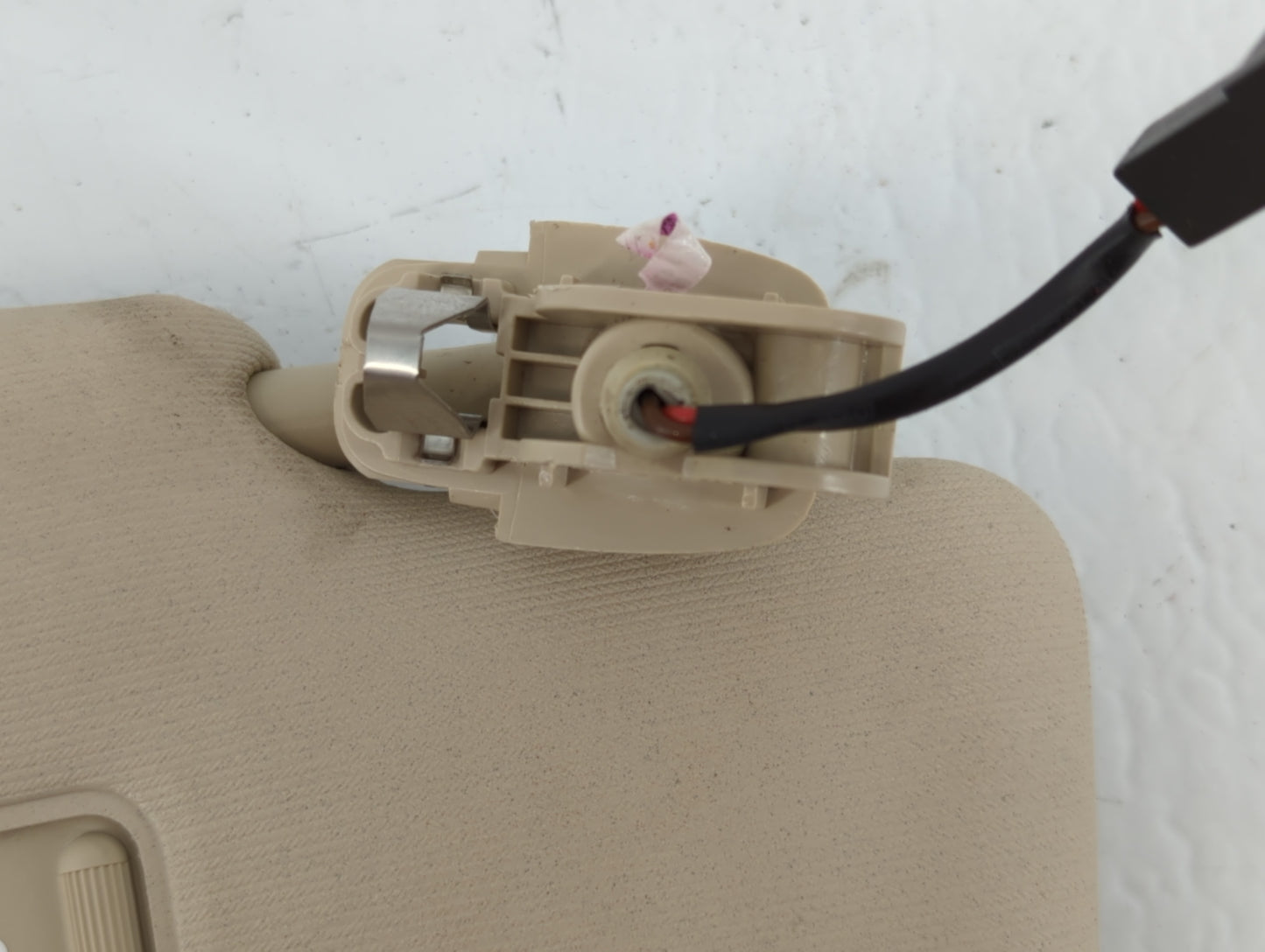 2012-2020 Volkswagen Passat Sun Visor Shade Replacement Passenger Right Mirror Fits OEM Used Auto Parts - Oemusedautoparts1.