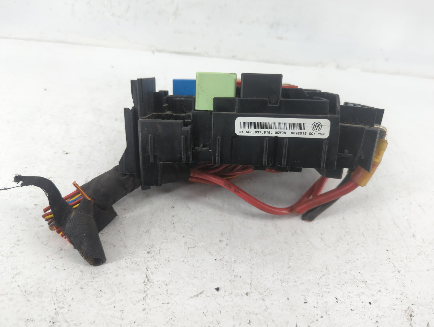 2012-2020 Volkswagen Passat Fusebox Fuse Box Panel Relay Module P/N:MX 5C0 937 819L 0092915 SC Fits OEM Used Auto Parts - Oe
