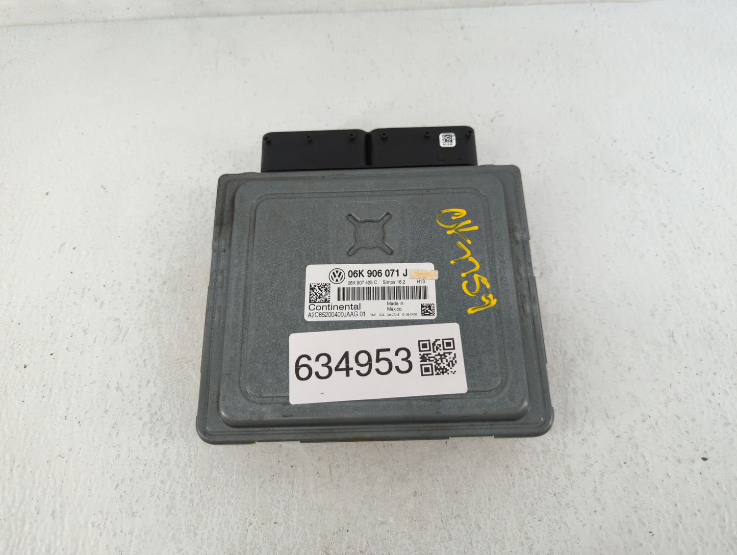 2015 Volkswagen Passat PCM Engine Control Computer ECU ECM PCU OEM P/N:06K 906 071 J Fits OEM Used Auto Parts - Oemusedautop