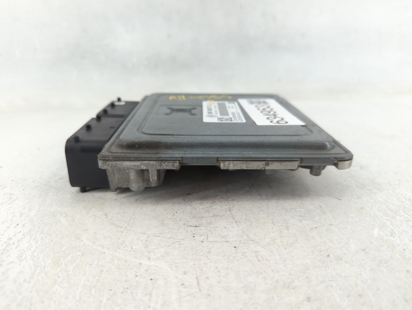 2015 Volkswagen Passat PCM Engine Control Computer ECU ECM PCU OEM P/N:06K 906 071 J Fits OEM Used Auto Parts - Oemusedautop