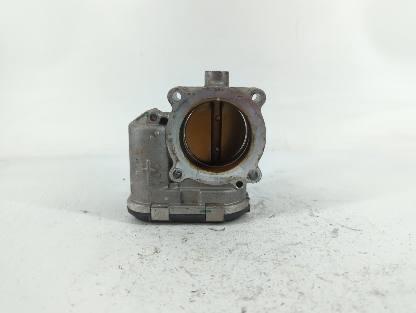 2014-2017 Volkswagen Passat Throttle Body P/N:0 280 750 590 06K 133 062 E Fits Fits 2014 2015 2016 2017 OEM Used Auto Parts 