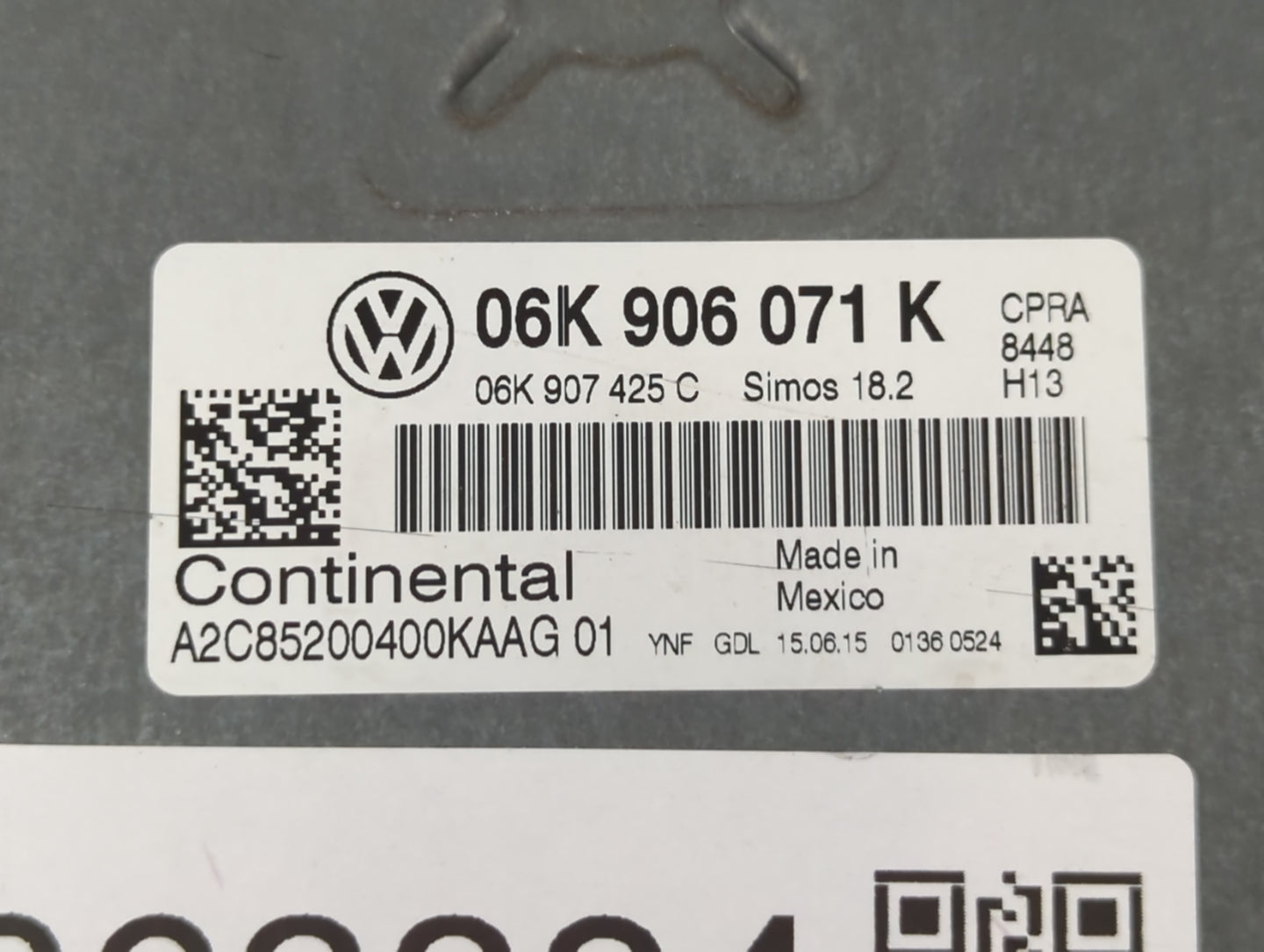 2015 Volkswagen Passat PCM Engine Control Computer ECU ECM PCU OEM P/N:06K 906 071 K Fits OEM Used Auto Parts - Oemusedautop
