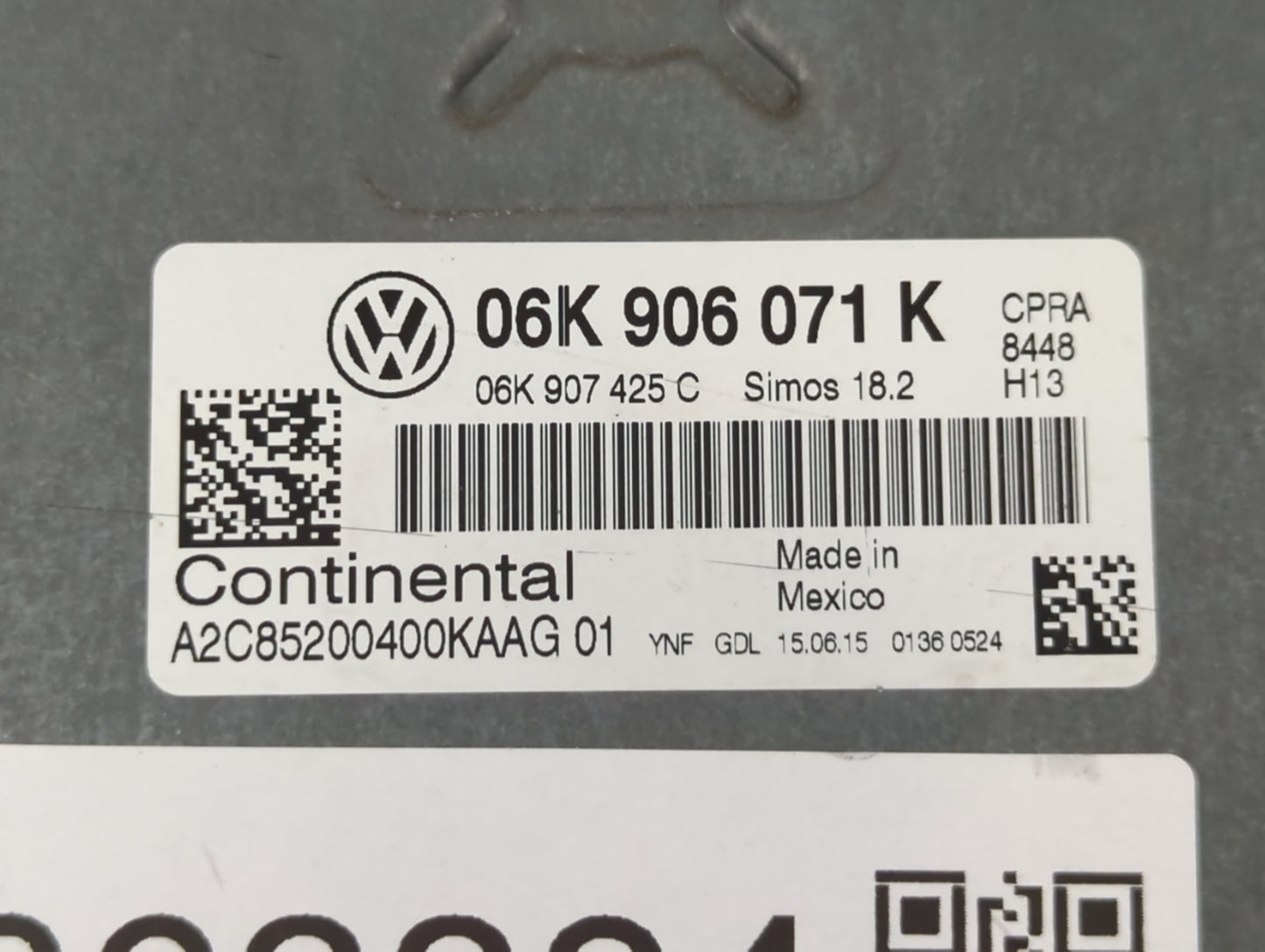2015 Volkswagen Passat PCM Engine Control Computer ECU ECM PCU OEM P/N:06K 906 071 K Fits OEM Used Auto Parts - Oemusedautop