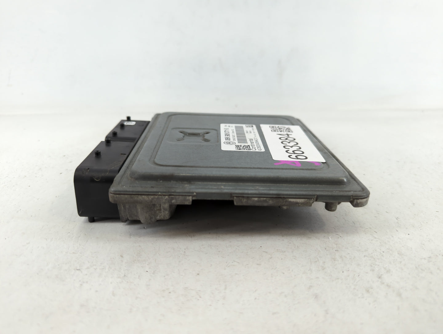 2015 Volkswagen Passat PCM Engine Control Computer ECU ECM PCU OEM P/N:06K 906 071 K Fits OEM Used Auto Parts - Oemusedautop