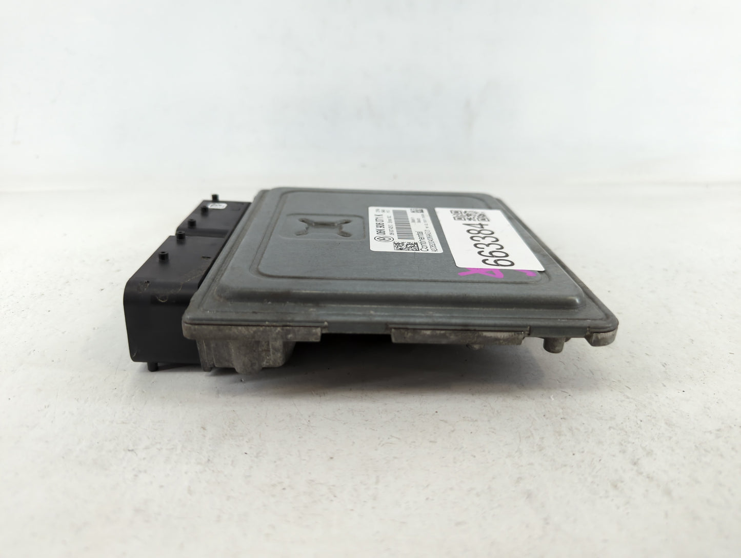 2015 Volkswagen Passat PCM Engine Control Computer ECU ECM PCU OEM P/N:06K 906 071 K Fits OEM Used Auto Parts - Oemusedautop