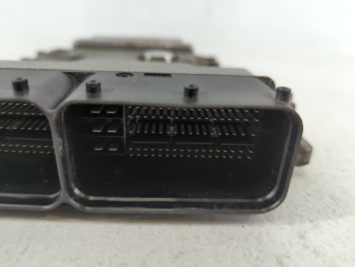 2015 Volkswagen Passat PCM Engine Control Computer ECU ECM PCU OEM P/N:06K 906 071 K Fits OEM Used Auto Parts - Oemusedautop