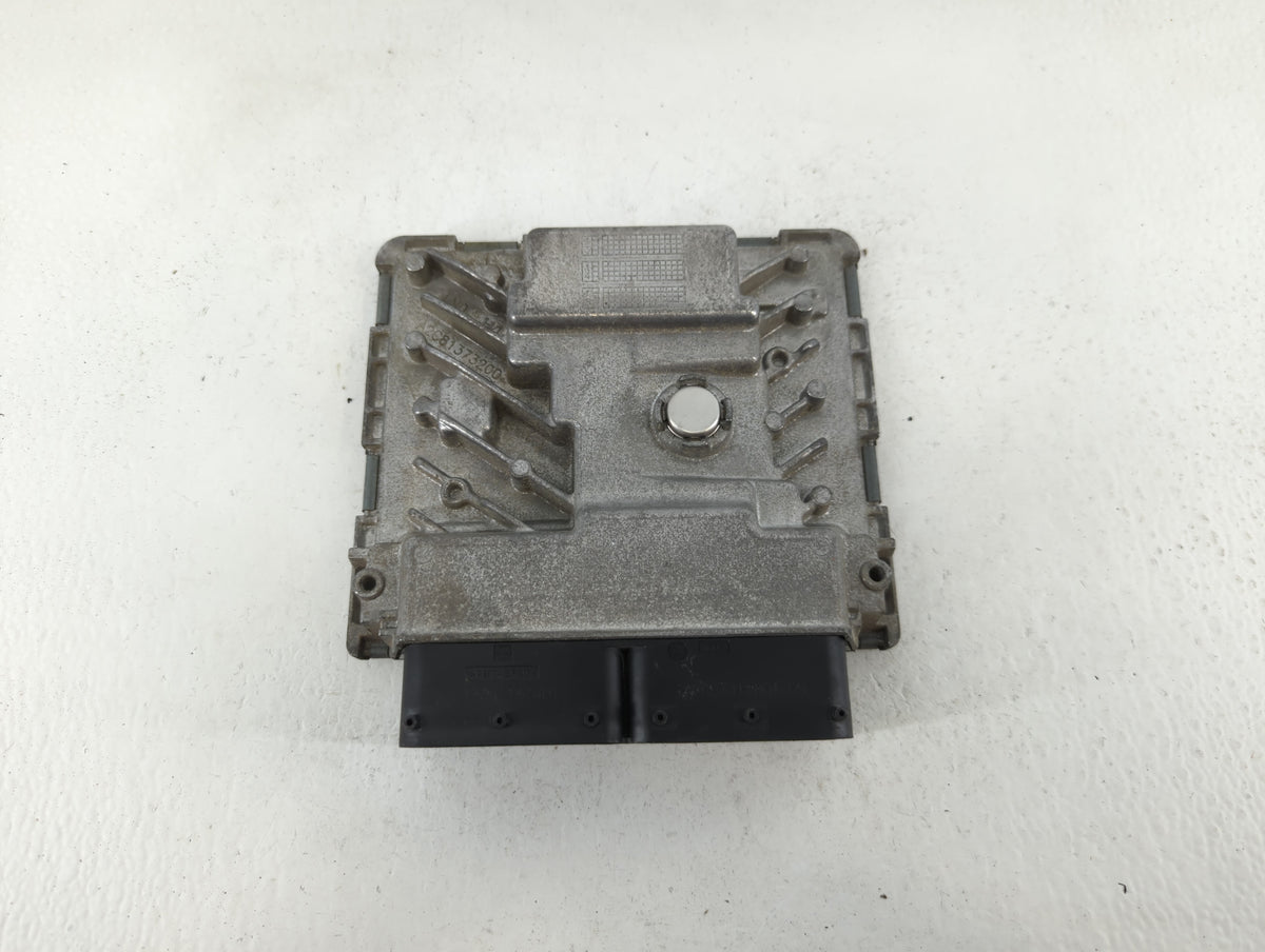 2015 Volkswagen Passat PCM Engine Control Computer ECU ECM PCU OEM P/N:06K 906 071 K OEM Used Auto Parts - Oemusedautoparts1