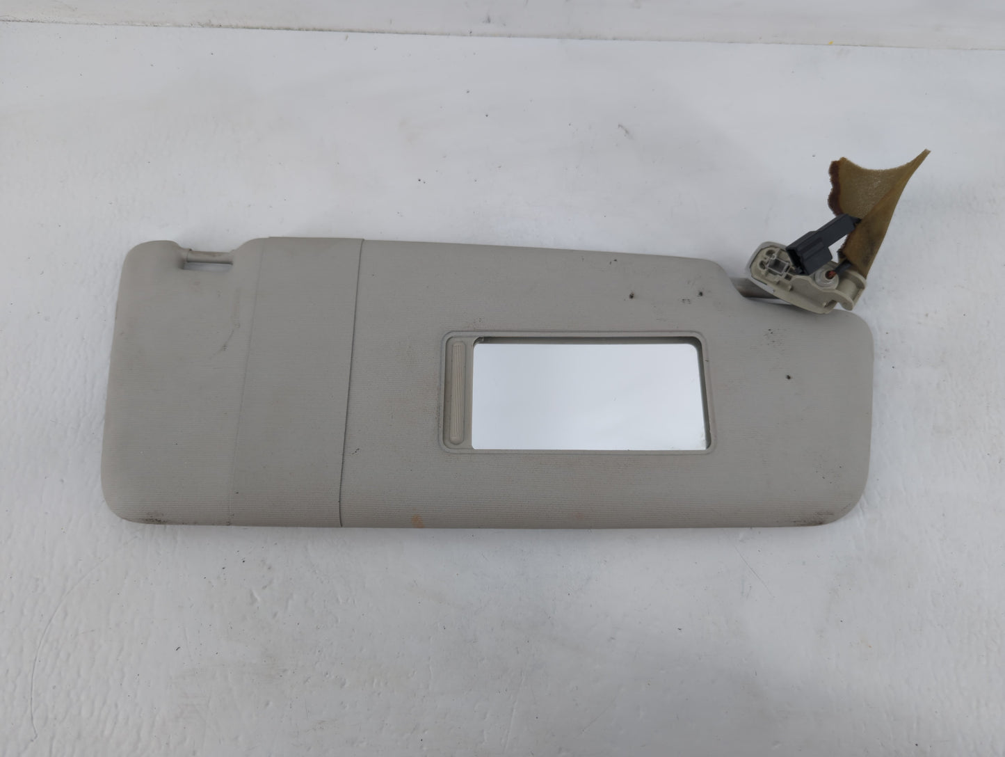 2012-2020 Volkswagen Passat Sun Visor Shade Replacement Passenger Right Mirror Fits OEM Used Auto Parts - Oemusedautoparts1.