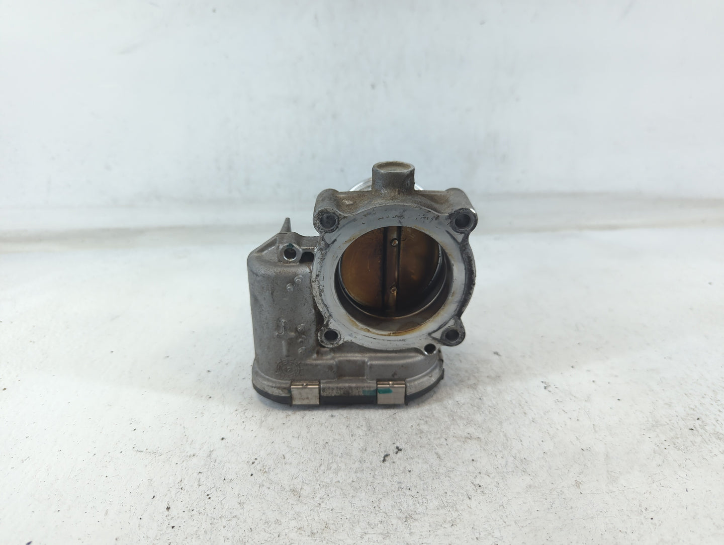 2014-2017 Volkswagen Passat Throttle Body P/N:06K 133 062 E Fits Fits 2014 2015 2016 2017 OEM Used Auto Parts - Oemusedautop