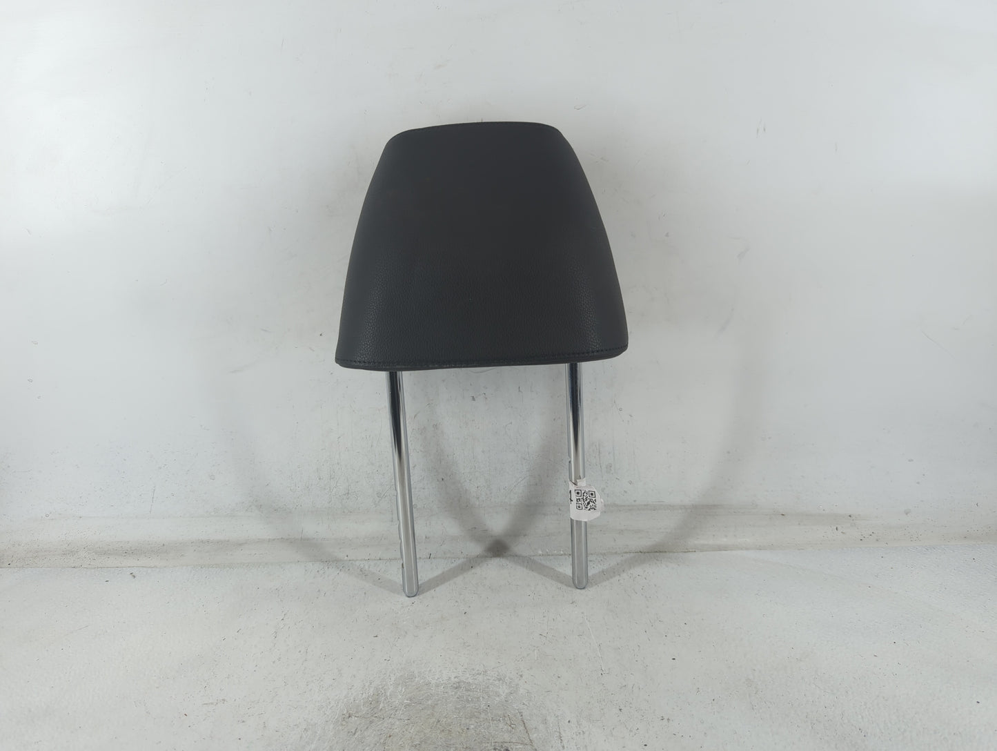 2015 Volkswagen Passat Headrest Head Rest Front Driver Passenger Seat Fits OEM Used Auto Parts - Oemusedautoparts1.com
