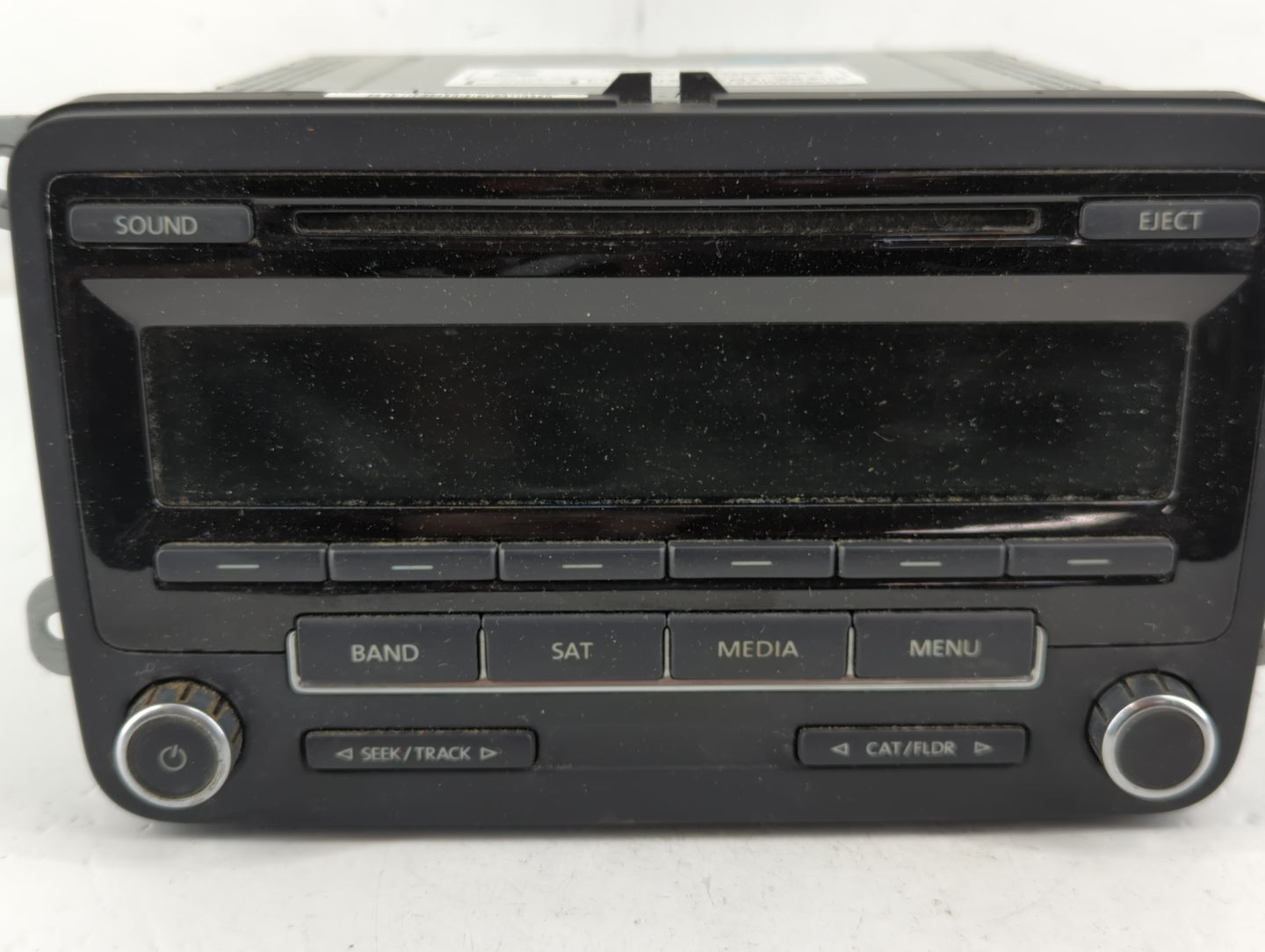 2013-2015 Volkswagen Passat Am Fm Cd Player Radio Receiver - Oemusedautoparts1.com
