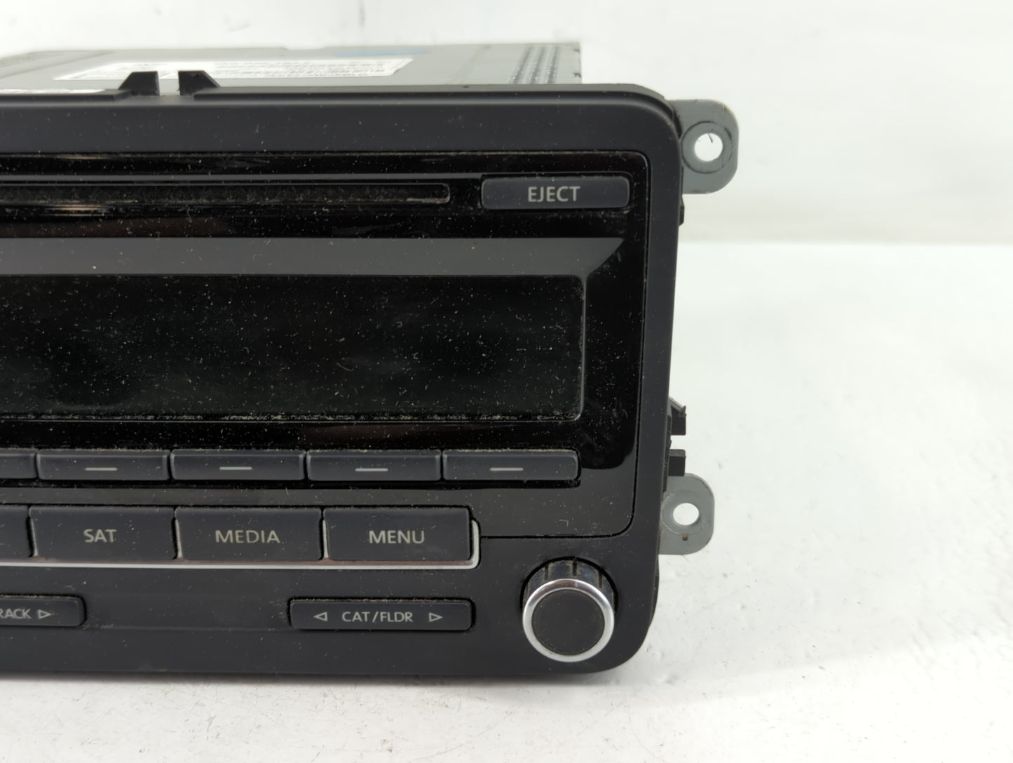 2013-2015 Volkswagen Passat Am Fm Cd Player Radio Receiver - Oemusedautoparts1.com