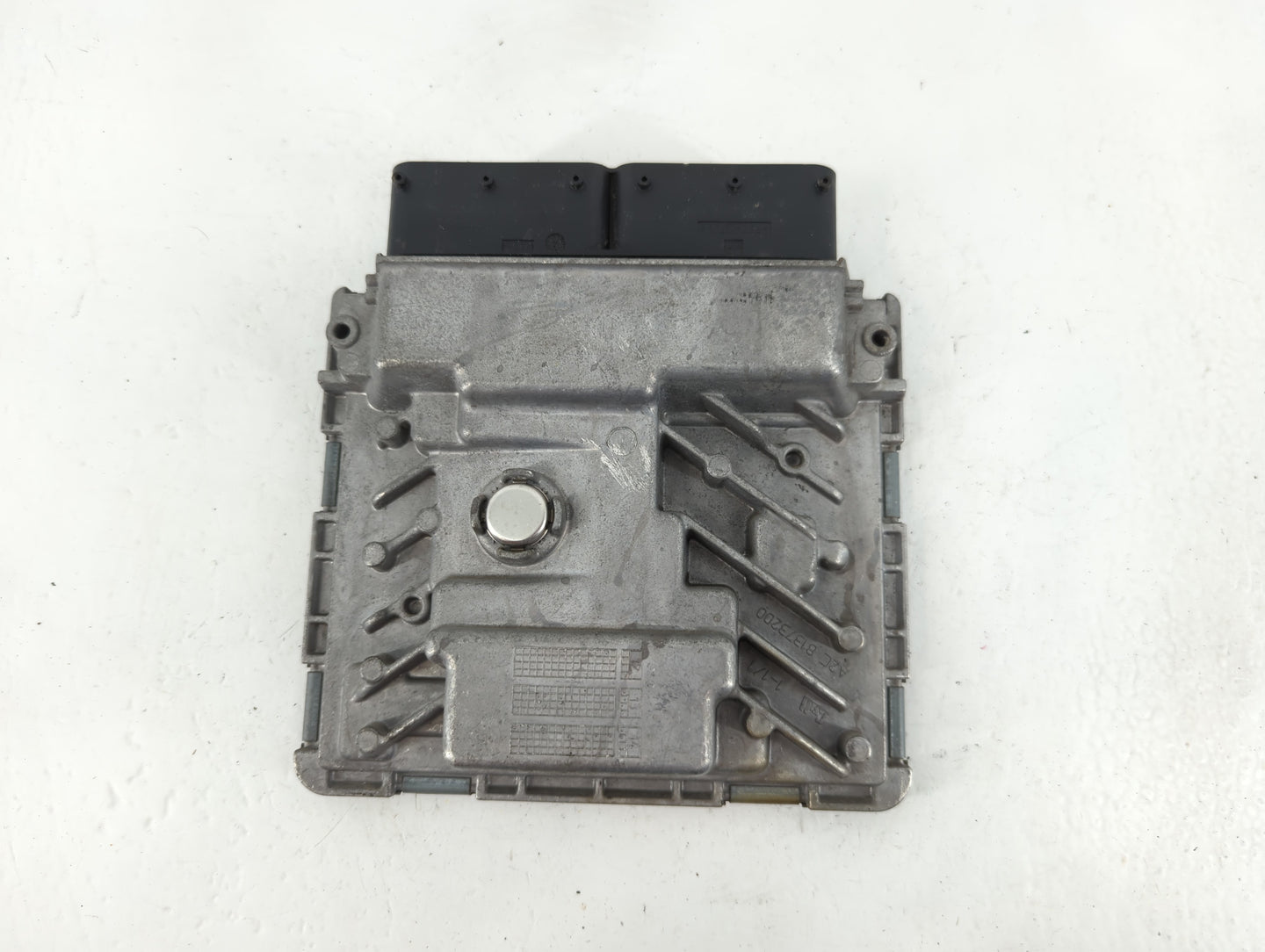 2015 Volkswagen Passat PCM Engine Control Computer ECU ECM PCU OEM P/N:06K 906 071 J Fits OEM Used Auto Parts - Oemusedautop