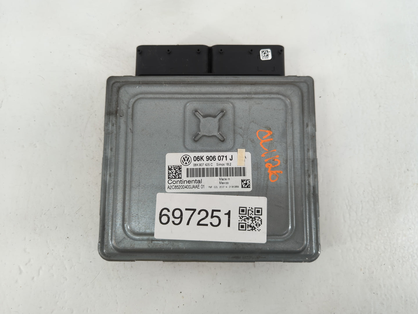 2015 Volkswagen Passat PCM Engine Control Computer ECU ECM PCU OEM P/N:06K 906 071 J Fits OEM Used Auto Parts - Oemusedautop
