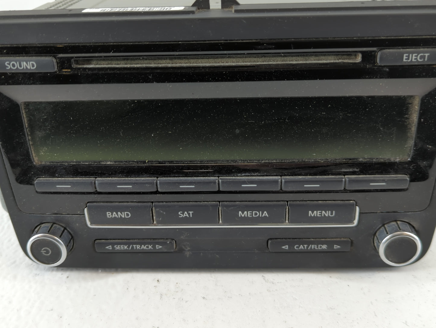 2013-2015 Volkswagen Passat Am Fm Cd Player Radio Receiver - Oemusedautoparts1.com