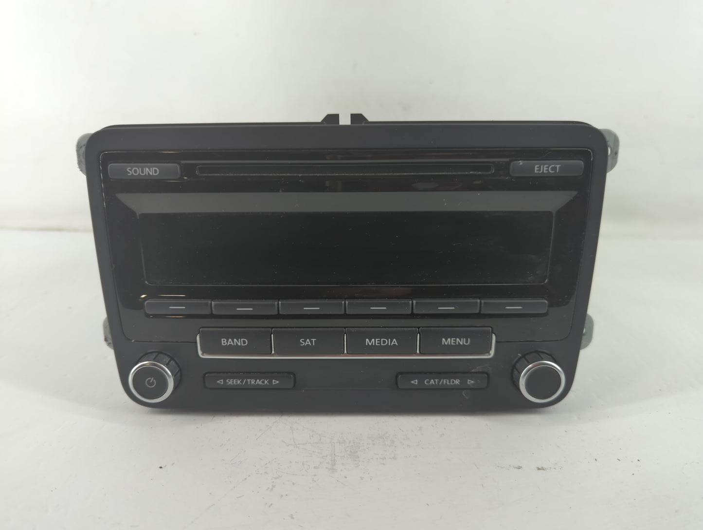 2012-2015 Volkswagen Passat Radio AM FM Cd Player Receiver Replacement P/N:28445299 1K0 035 164 F Fits OEM Used Auto Parts -