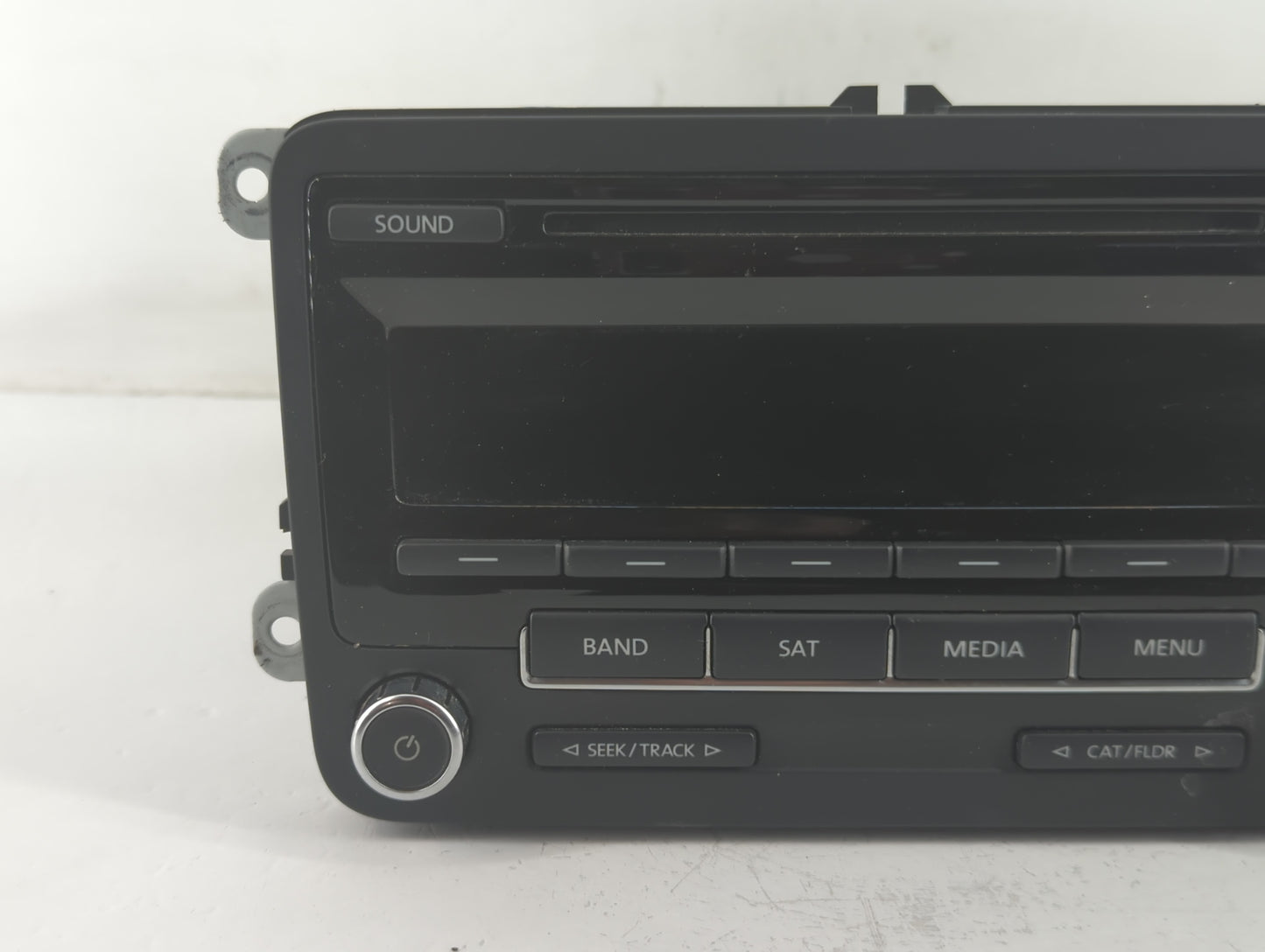 2012-2015 Volkswagen Passat Radio AM FM Cd Player Receiver Replacement P/N:28445299 1K0 035 164 F Fits OEM Used Auto Parts -