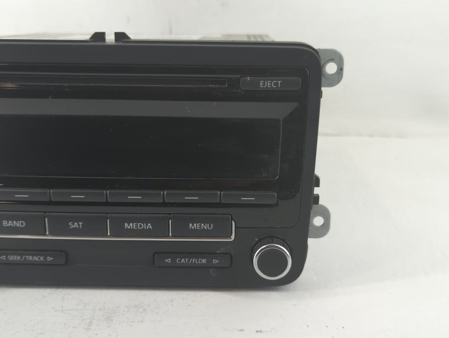 2012-2015 Volkswagen Passat Radio AM FM Cd Player Receiver Replacement P/N:28445299 1K0 035 164 F Fits OEM Used Auto Parts -