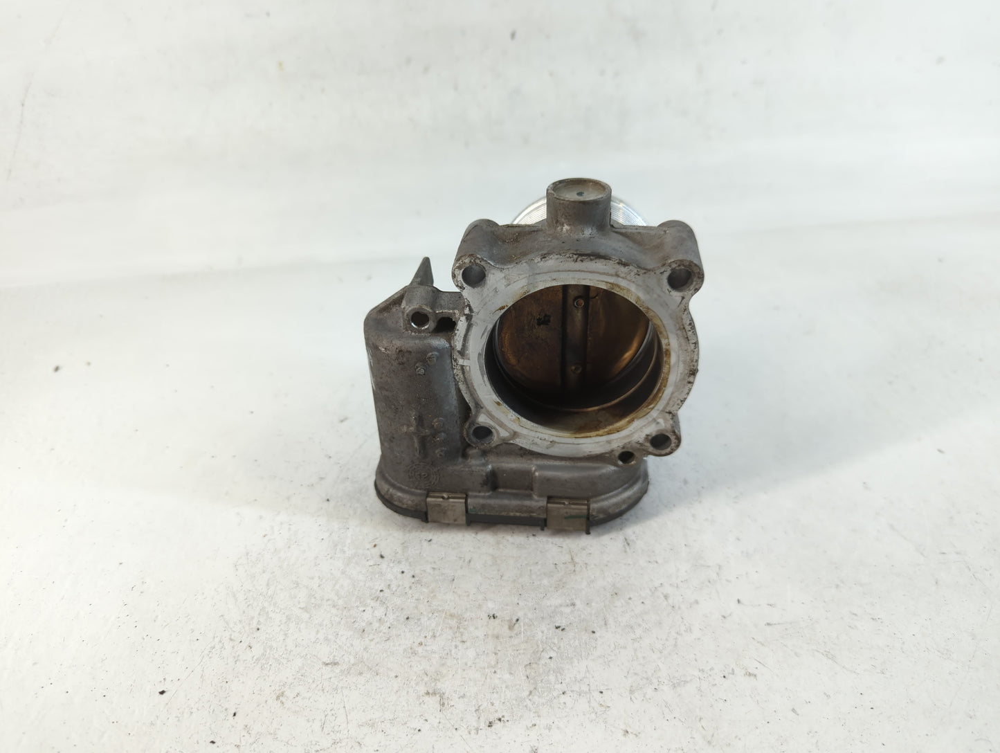 2014-2017 Volkswagen Passat Throttle Body P/N:06K 133 062 E Fits Fits 2014 2015 2016 2017 OEM Used Auto Parts - Oemusedautop