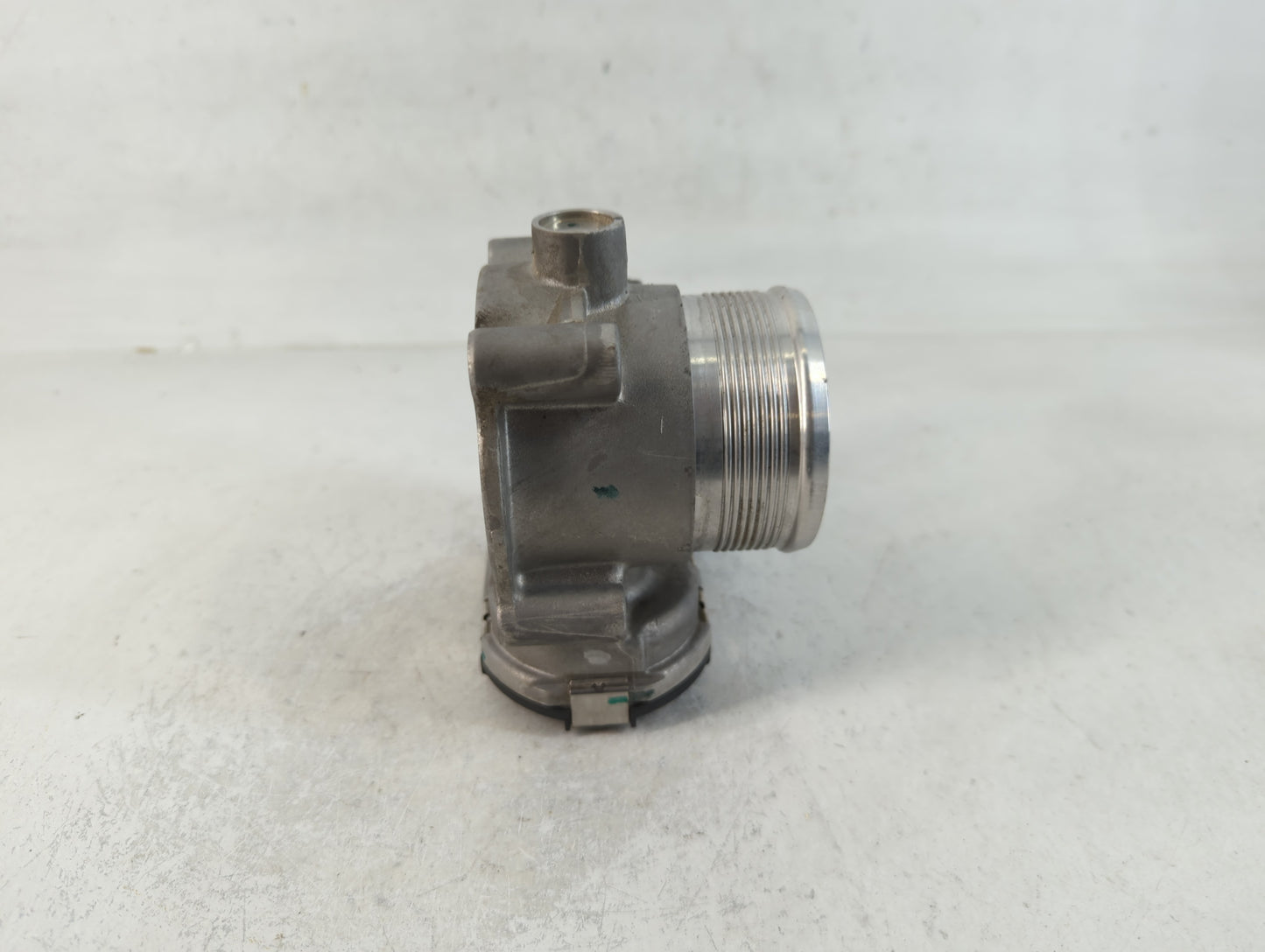 2014-2017 Volkswagen Passat Throttle Body P/N:06K 133 062 E Fits Fits 2014 2015 2016 2017 OEM Used Auto Parts - Oemusedautop