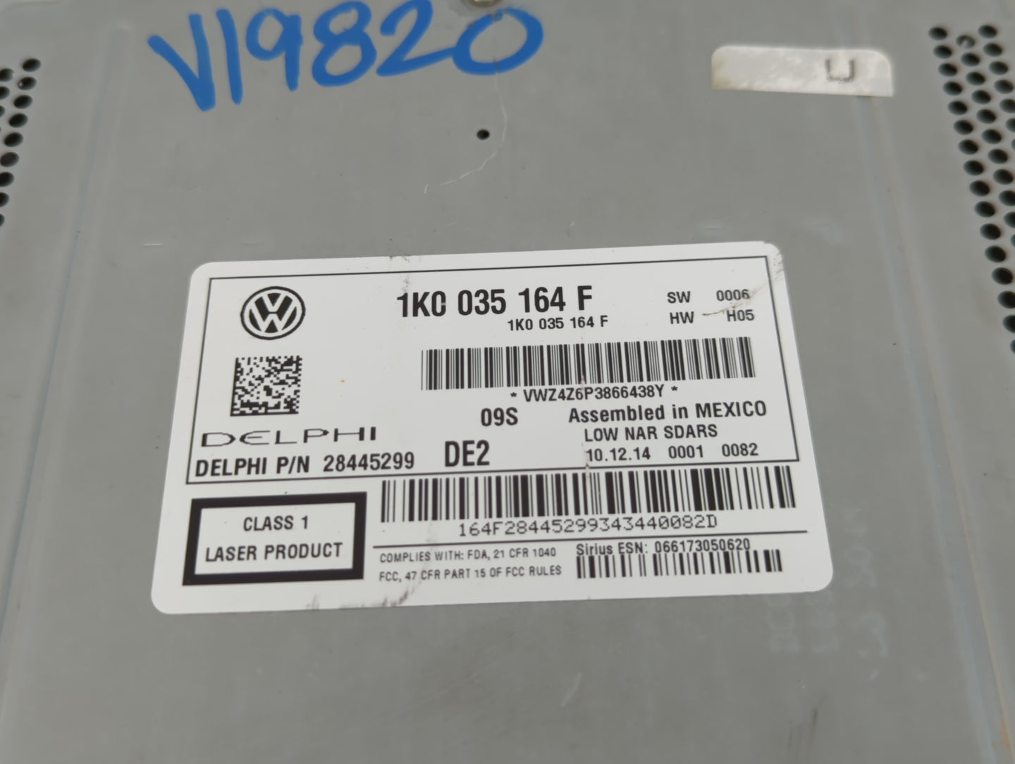2012-2015 Volkswagen Passat Am Fm Cd Player Radio Receiver - Oemusedautoparts1.com
