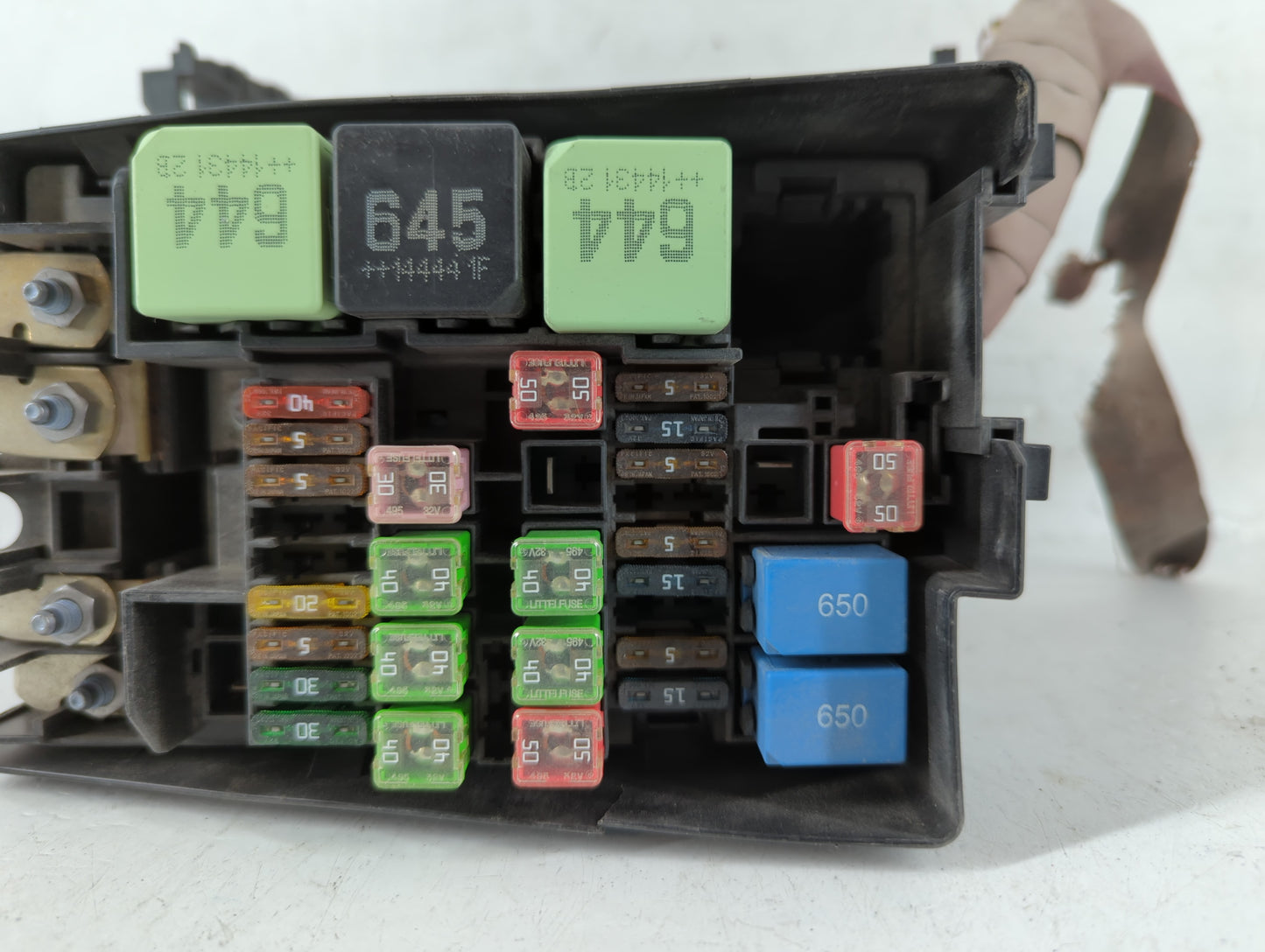 2012-2020 Volkswagen Passat Fusebox Fuse Box Panel Relay Module P/N:13956 YWR 5C0 937 132 B Fits OEM Used Auto Parts - Oemus