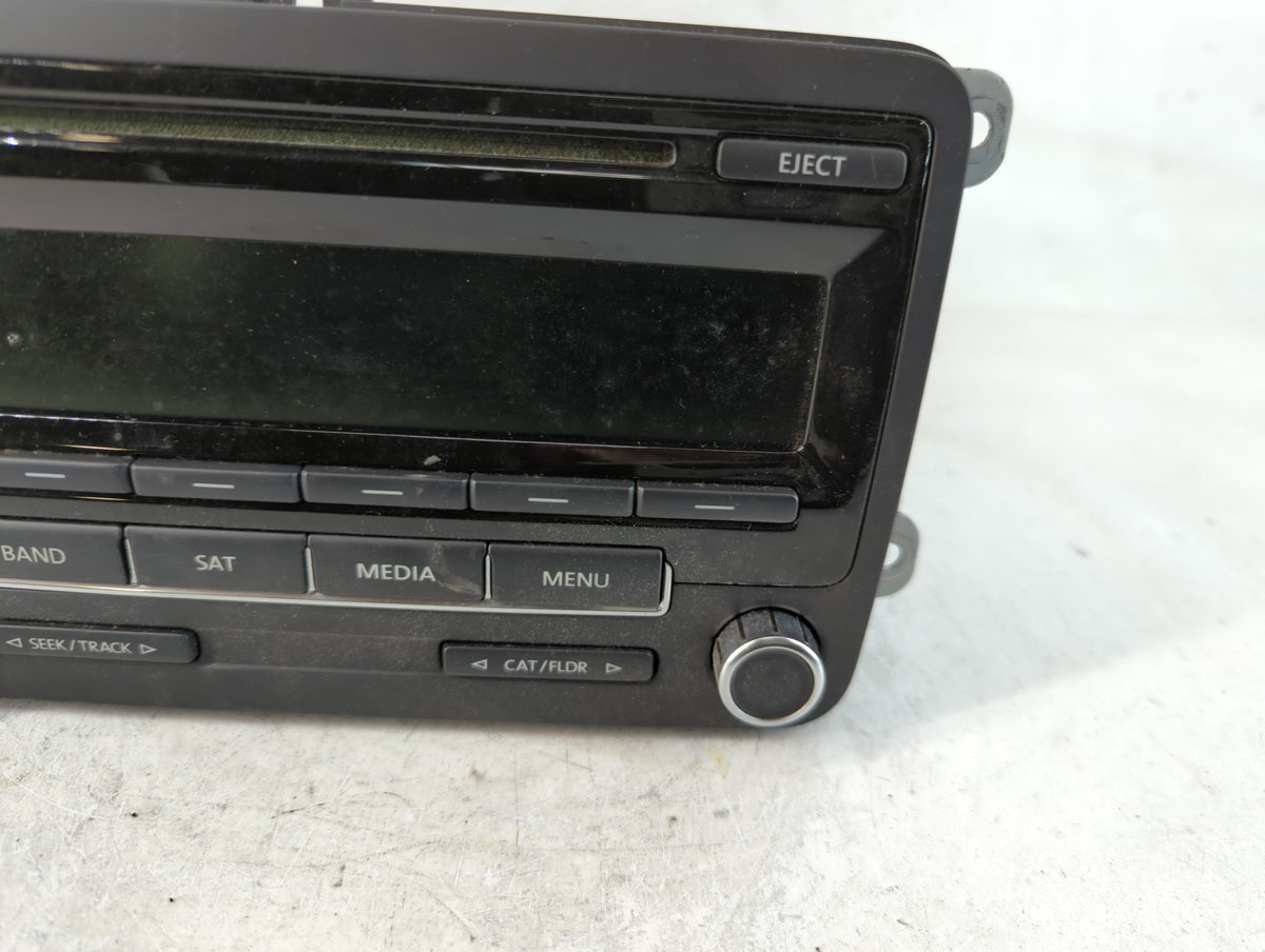 2012-2015 Volkswagen Passat Am Fm Cd Player Radio Receiver 767121 - Oemusedautoparts1.com