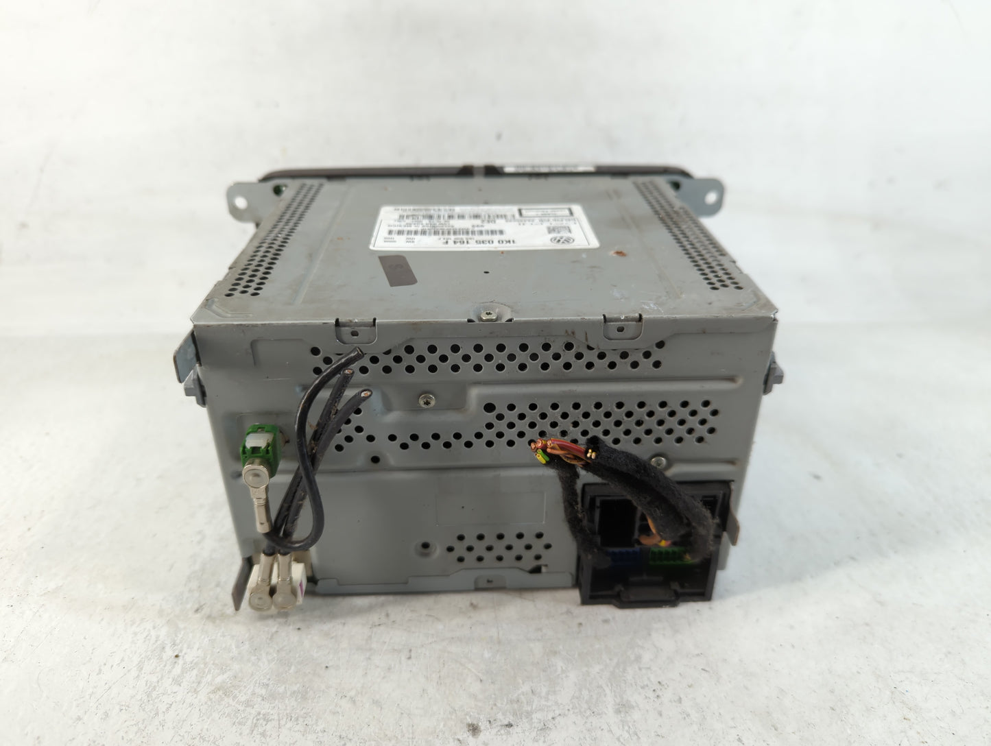 2012-2015 Volkswagen Passat Am Fm Cd Player Radio Receiver - Oemusedautoparts1.com