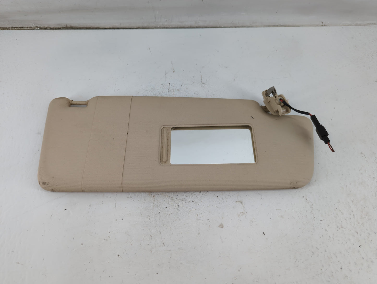 2012-2020 Volkswagen Passat Sun Visor Shade Replacement Passenger Right Mirror Fits OEM Used Auto Parts - Oemusedautoparts1.