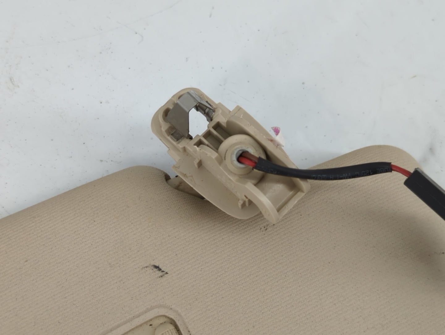 2012-2020 Volkswagen Passat Sun Visor Shade Replacement Passenger Right Mirror Fits OEM Used Auto Parts - Oemusedautoparts1.
