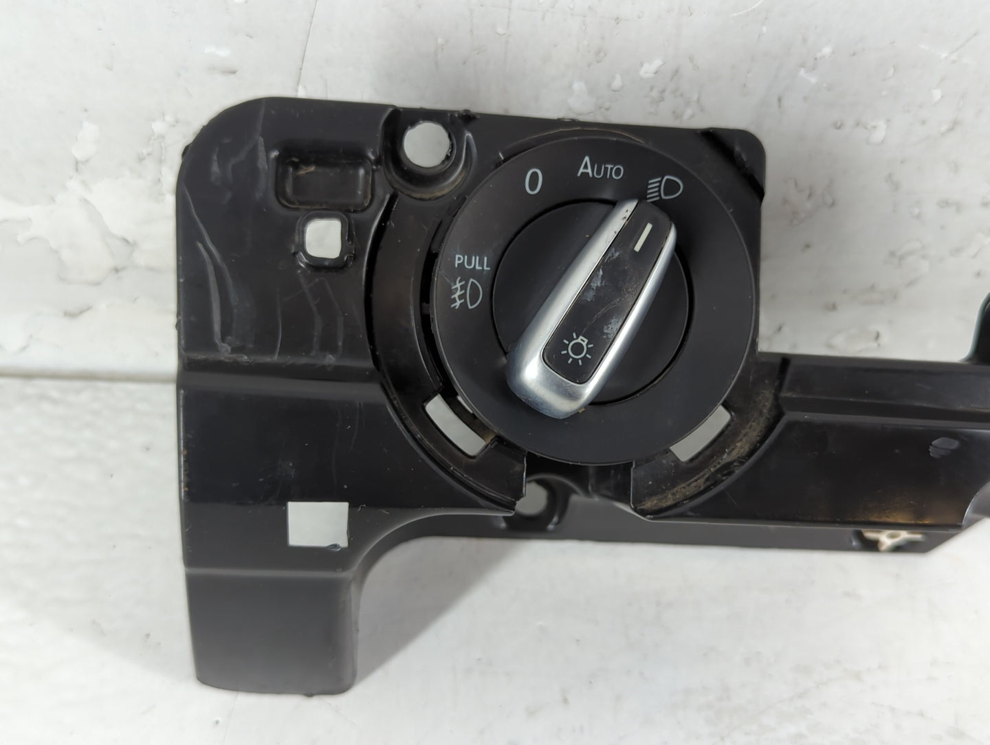 2014-2015 Volkswagen Passat Headlight Head Light Switch Lamp Control - Oemusedautoparts1.com
