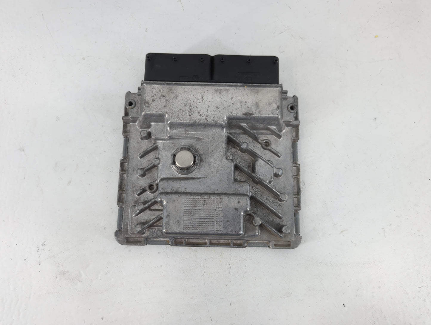 2015 Volkswagen Passat PCM Engine Control Computer ECU ECM PCU OEM P/N:06K 906 071 K Fits OEM Used Auto Parts - Oemusedautop