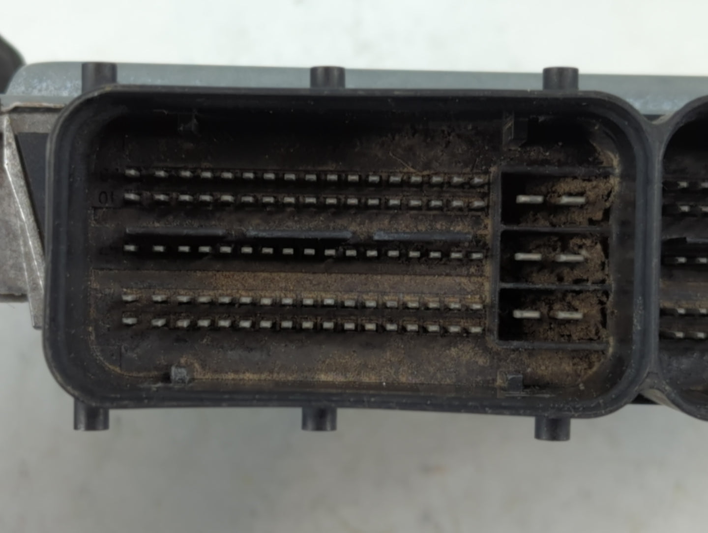 2015 Volkswagen Passat PCM Engine Control Computer ECU ECM PCU OEM P/N:06K 906 071 K Fits OEM Used Auto Parts - Oemusedautop