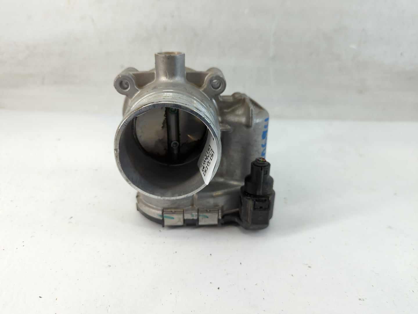 2014-2017 Volkswagen Passat Throttle Body P/N:06K 133 062 E Fits Fits 2014 2015 2016 2017 OEM Used Auto Parts - Oemusedautop