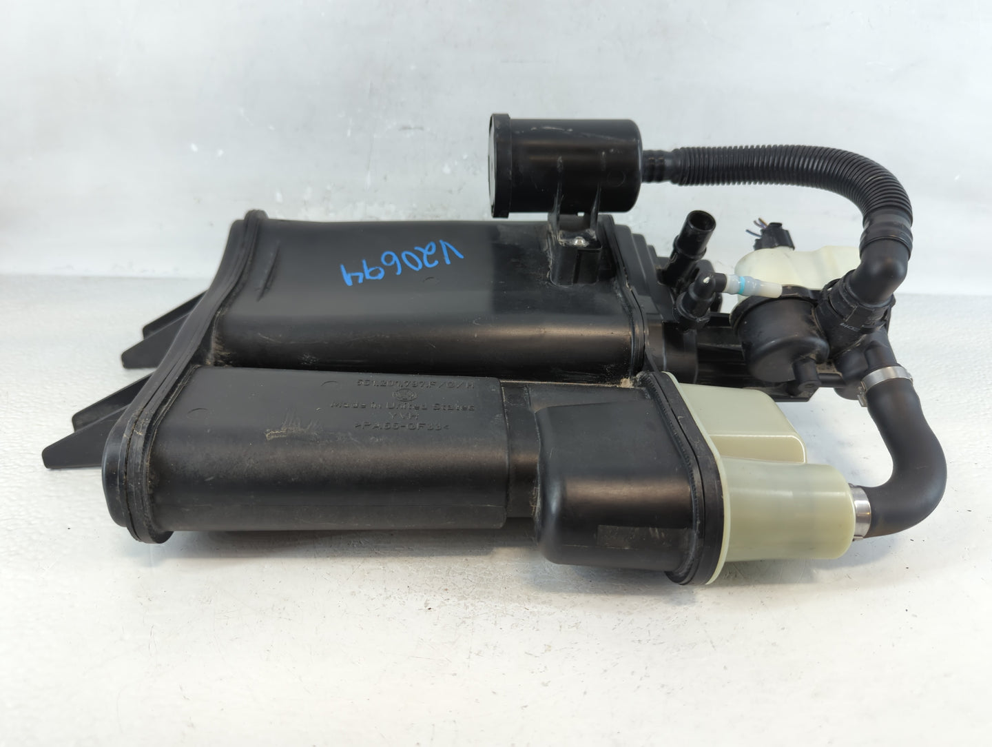2015 Volkswagen Passat Fuel Vapor Charcoal Canister 915800 - Oemusedautoparts1.com