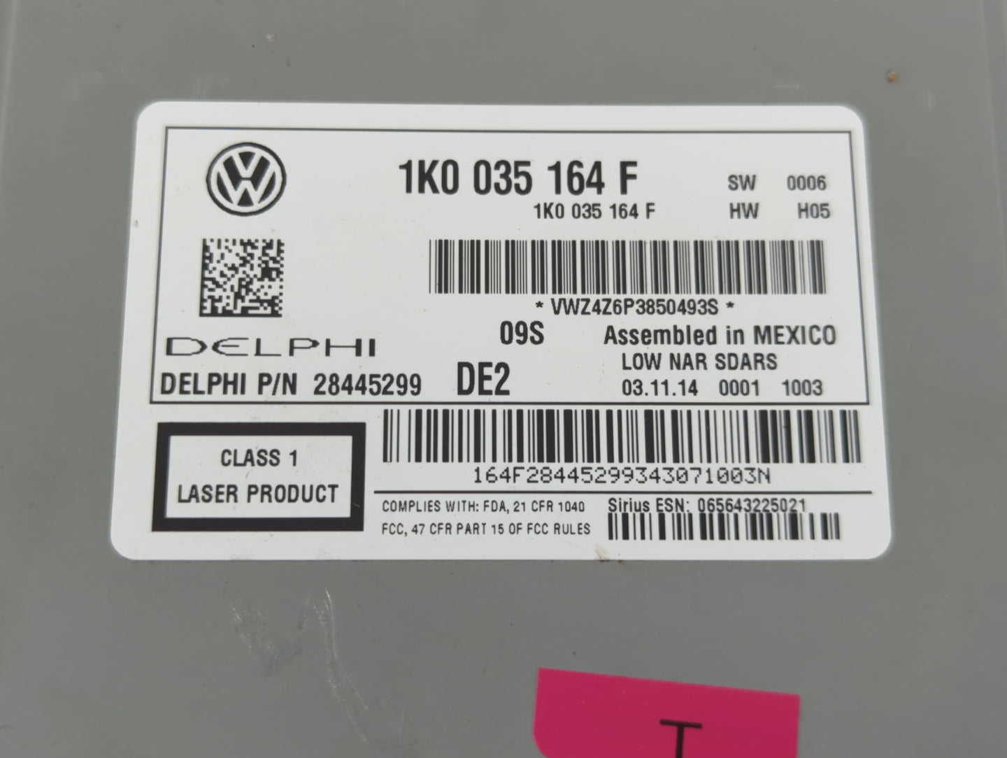 2013-2015 Volkswagen Passat Radio AM FM Cd Player Receiver Replacement P/N:1K0 035 164 F Fits Fits 2013 2014 2015 OEM Used A