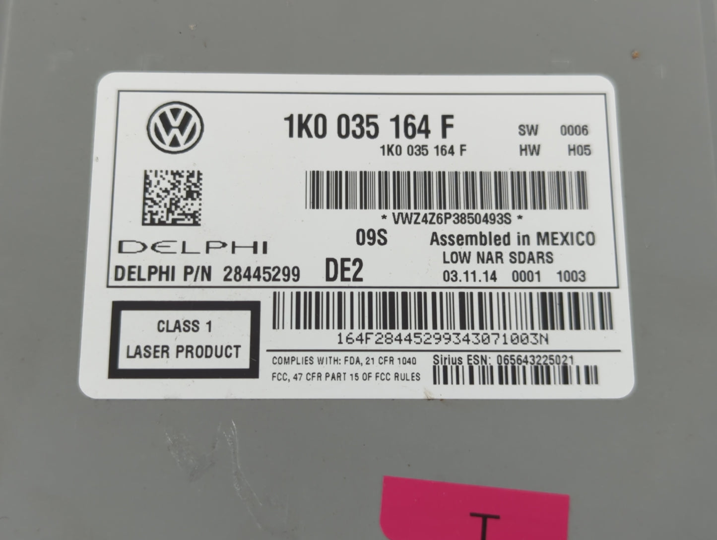 2013-2015 Volkswagen Passat Radio AM FM Cd Player Receiver Replacement P/N:1K0 035 164 F Fits Fits 2013 2014 2015 OEM Used A