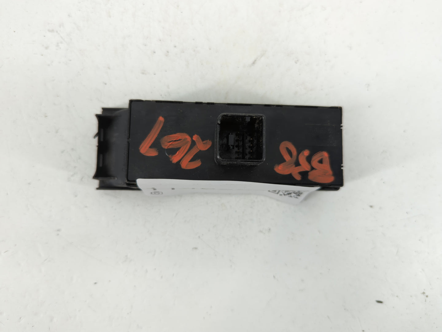 2009-2018 Volkswagen Tiguan Master Power Window Switch Replacement Driver Side Left Fits OEM Used Auto Parts - Oemusedautopa