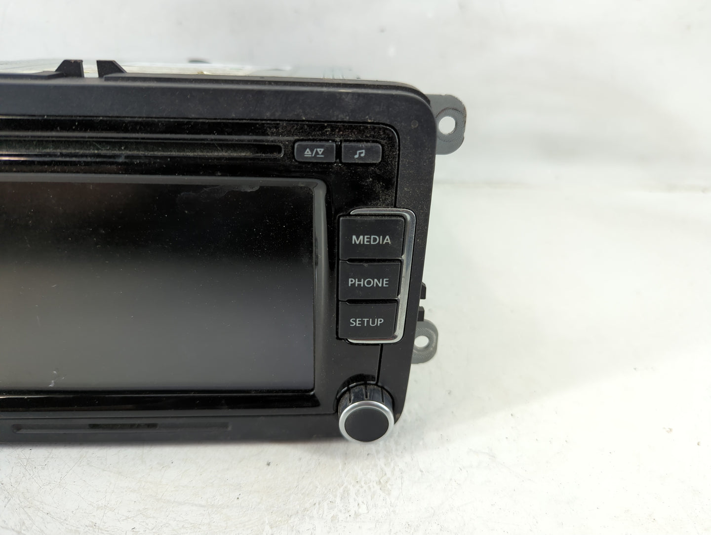 2009-2017 Volkswagen Tiguan Radio AM FM Cd Player Receiver Replacement P/N:1K0 035 188 F Fits OEM Used Auto Parts - Oemuseda