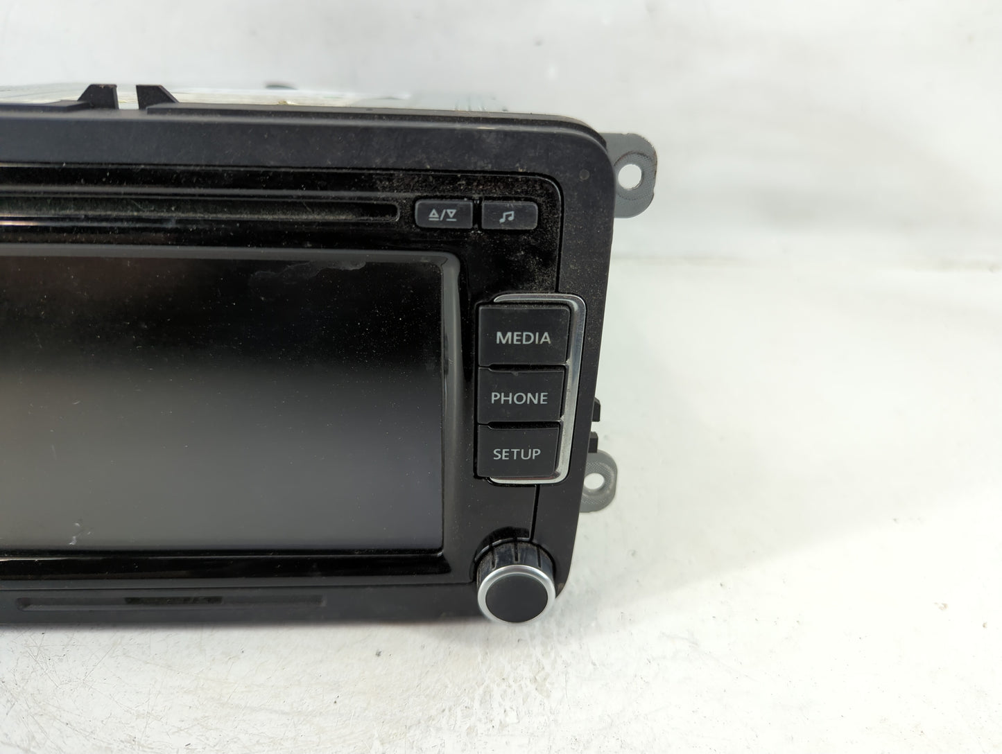 2009-2017 Volkswagen Tiguan Radio AM FM Cd Player Receiver Replacement P/N:1K0 035 188 F Fits OEM Used Auto Parts - Oemuseda