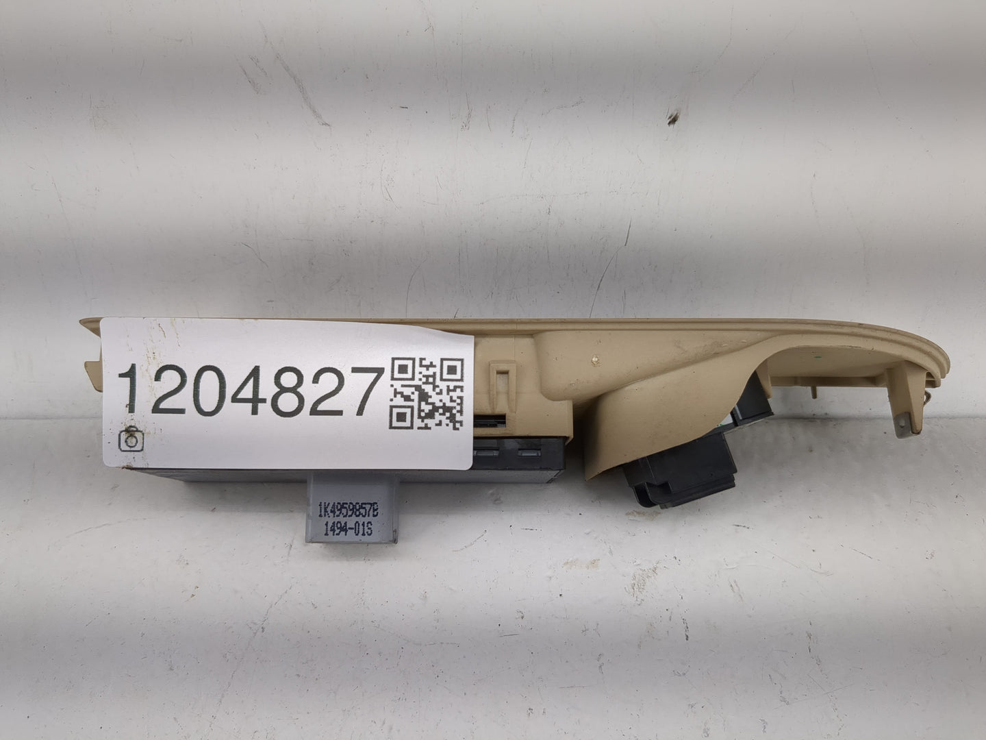 2009-2018 Volkswagen Tiguan Master Power Window Switch Replacement Driver Side Left P/N:1K0 959 565 K Fits OEM Used Auto Par