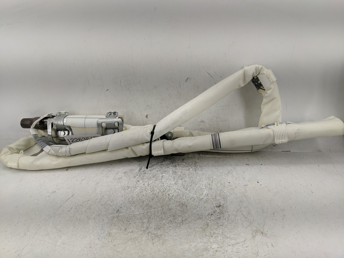 2015-2016 Volkswagen Tiguan Driver Curtain Air Bag Oem - Oemusedautoparts1.com