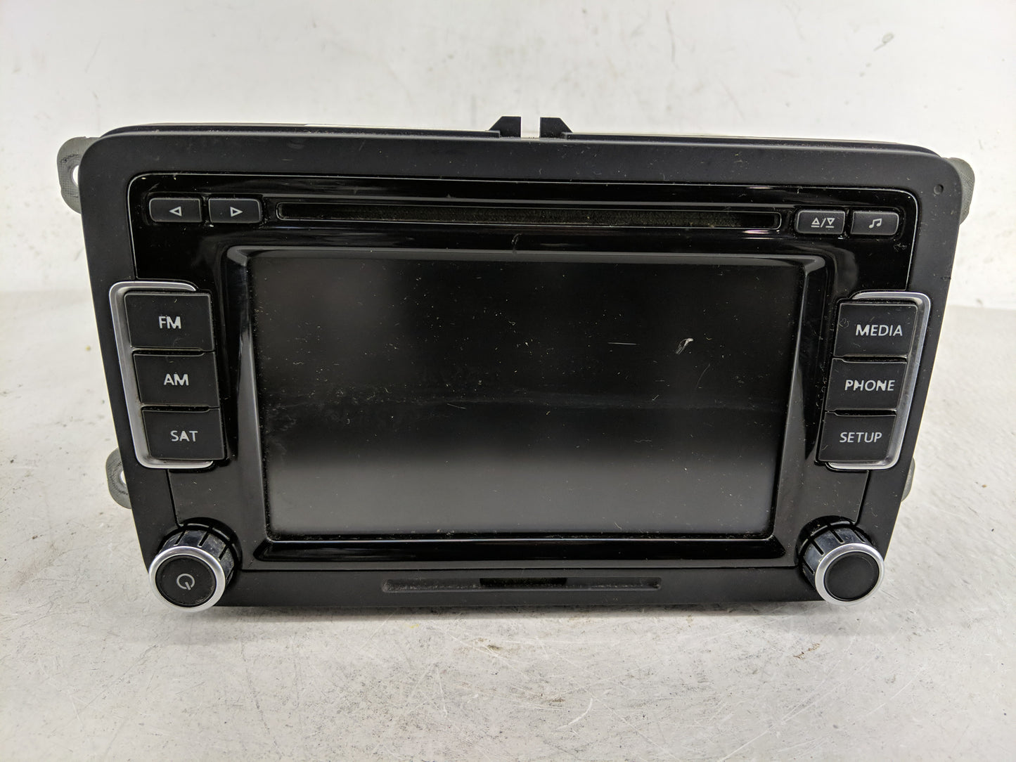 2015-2017 Volkswagen Tiguan Radio AM FM Cd Player Receiver Replacement P/N:1K0 035 188 F Fits Fits 2013 2014 2015 2016 2017 