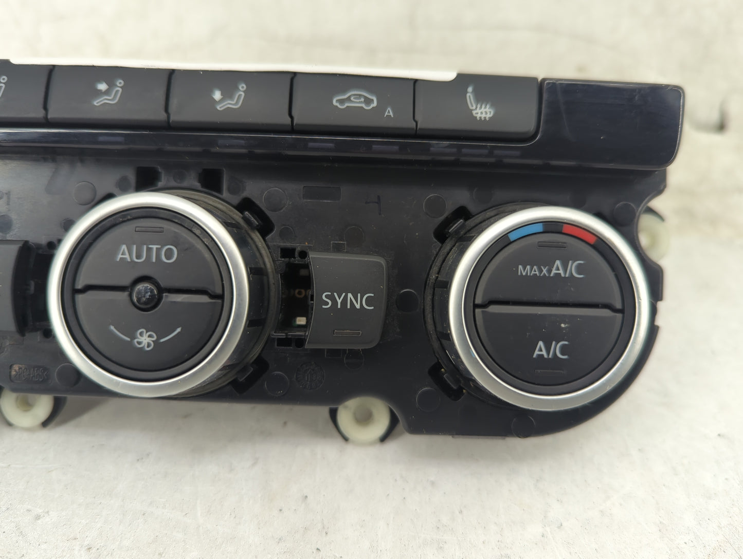 2013-2015 Volkswagen Tiguan Climate Control Module Temperature AC/Heater Replacement P/N:5HB 012 405-17 3AA907044CR Fits OEM