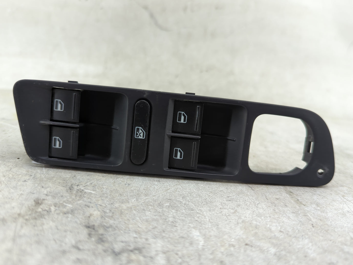 2009-2018 Volkswagen Tiguan Master Power Window Switch Replacement Driver Side Left Fits OEM Used Auto Parts - Oemusedautopa