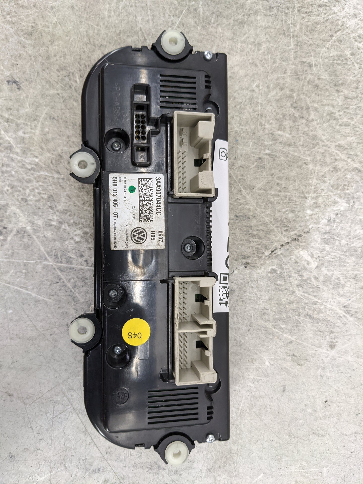 2013-2015 Volkswagen Tiguan Climate Control Module Temperature AC/Heater Replacement P/N:3AA907044CC 5HB012405-07 Fits OEM U