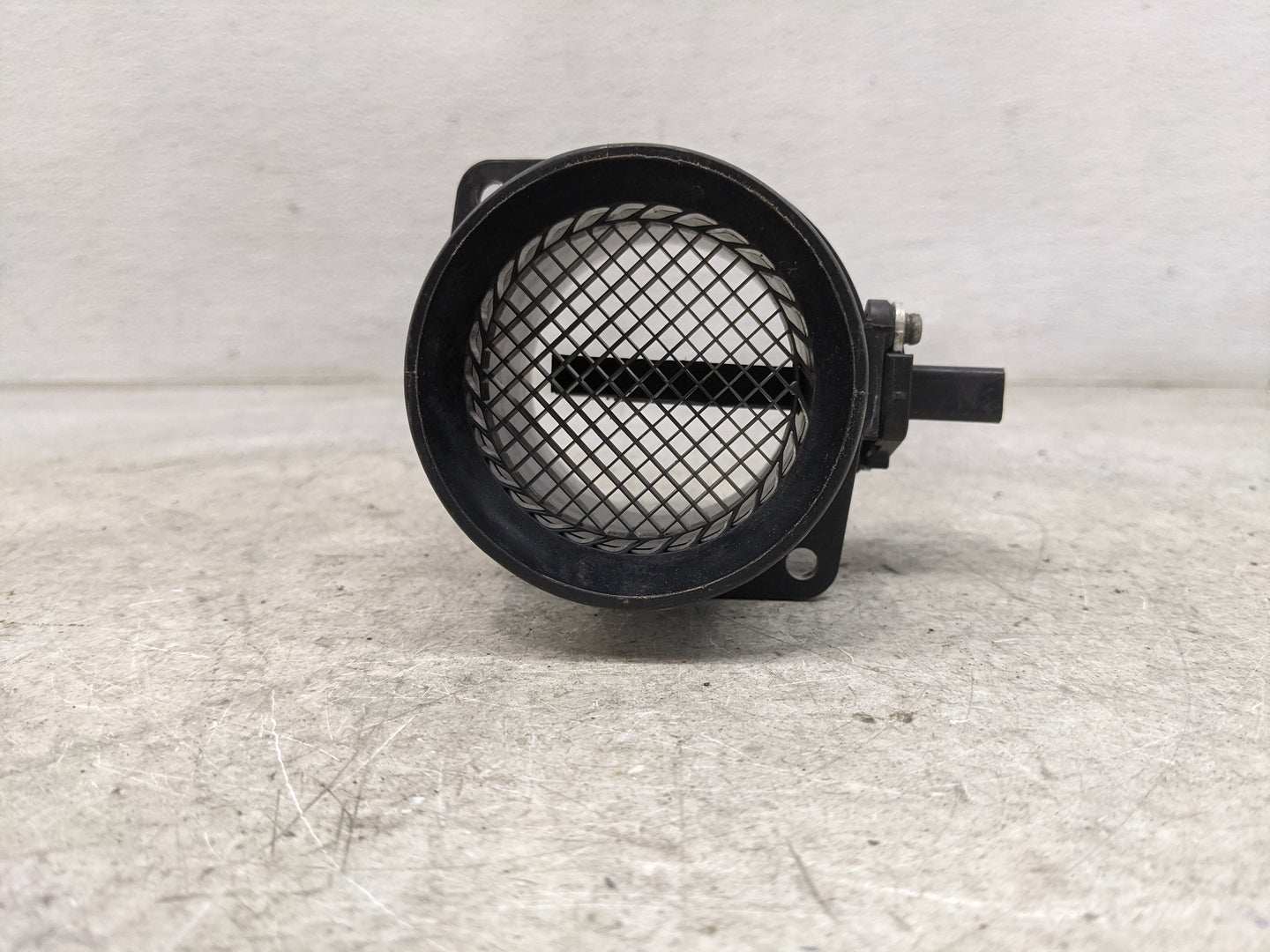 2009-2018 Volkswagen Tiguan Mass Air Flow Meter Maf 1485468 - Oemusedautoparts1.com