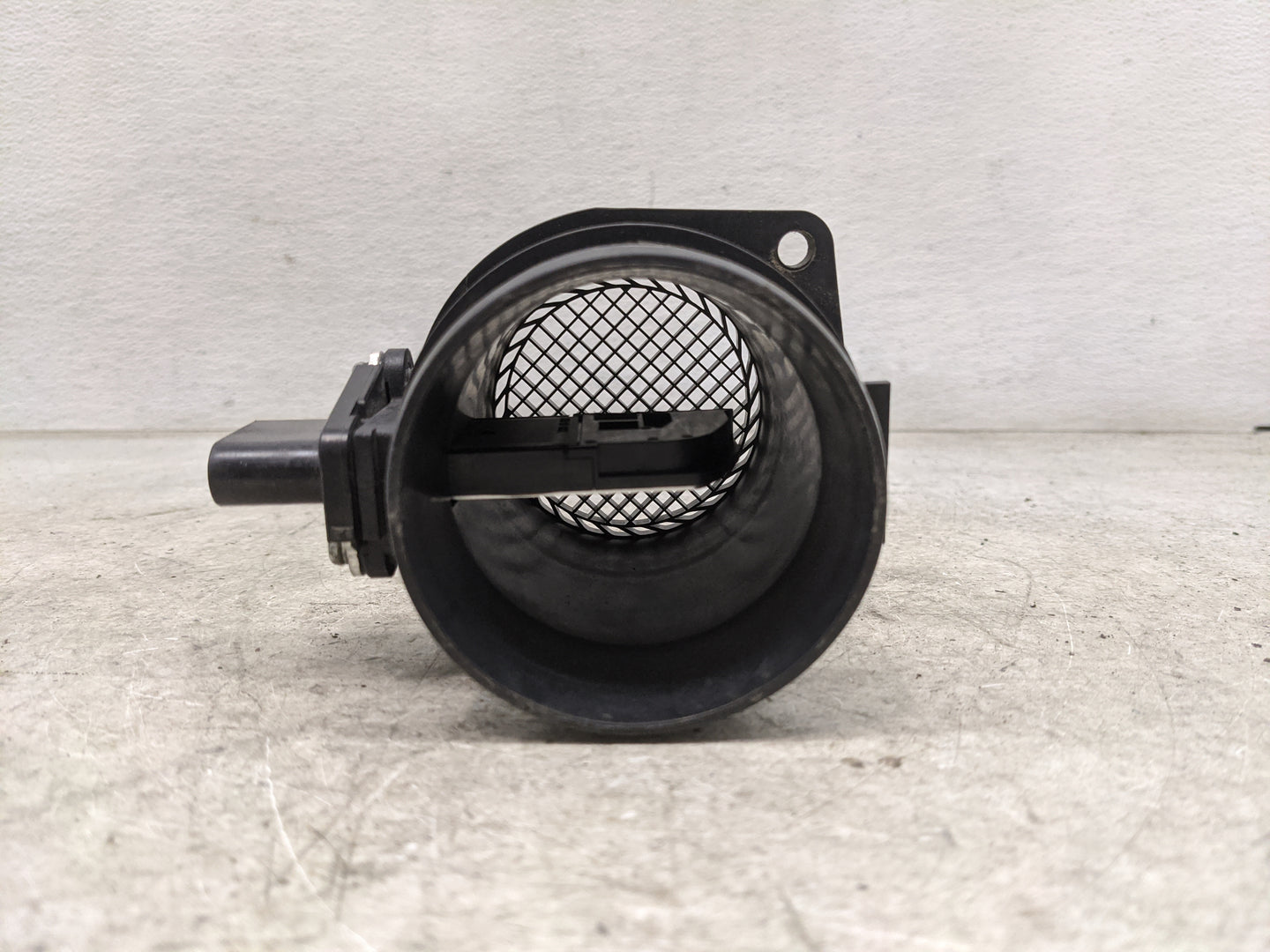 2009-2018 Volkswagen Tiguan Mass Air Flow Meter Maf 1485468 - Oemusedautoparts1.com